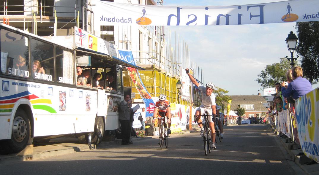 Ronald Roos won in 2010 sterk in de sprint.